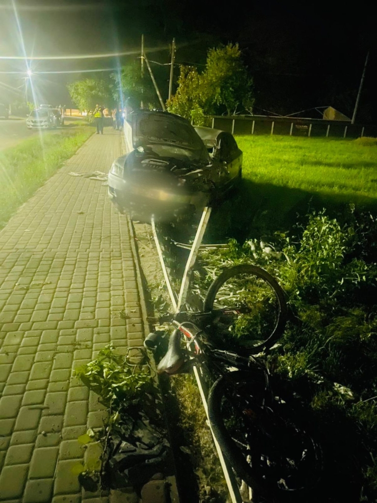 На Косівщищі водій напідпитку на смерть збив 16-річного велосипедиста