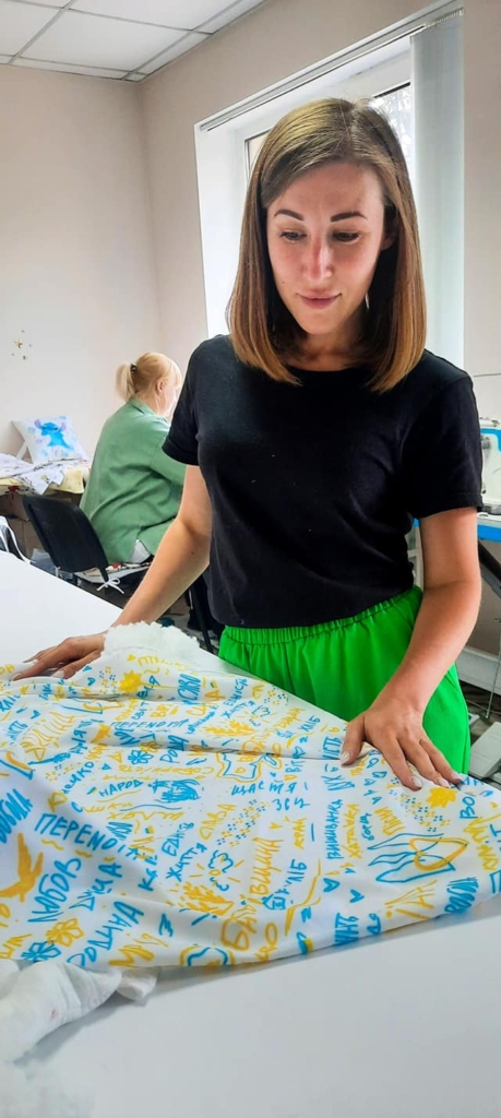 У Яремчі переселенка з Миколаєва відкрила підприємство - шиють для немовлят 3
