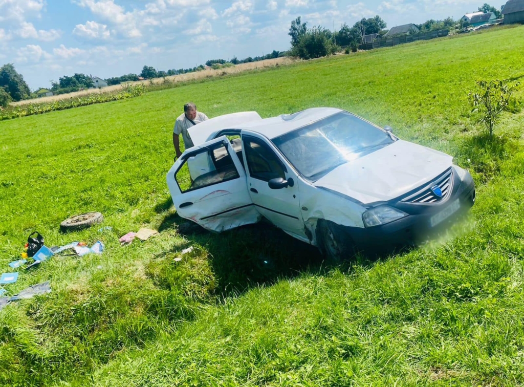 На вихідних в ДТП травмувалися четверо людей, один з водіїв загинув 1