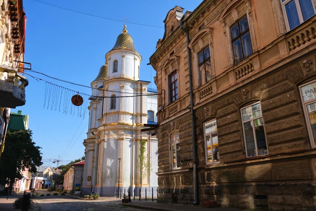 Історична архітектура в Івано-Франківську - голуба церква