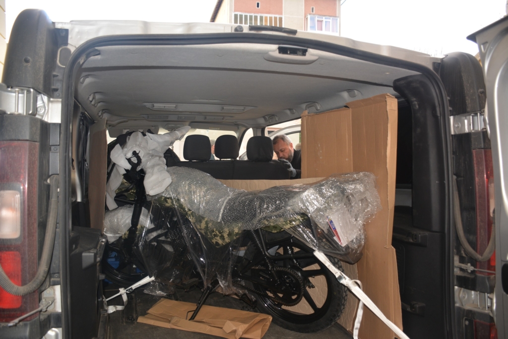 З Надвірної на фронт відвезли допомогу на 2 млн грн 2