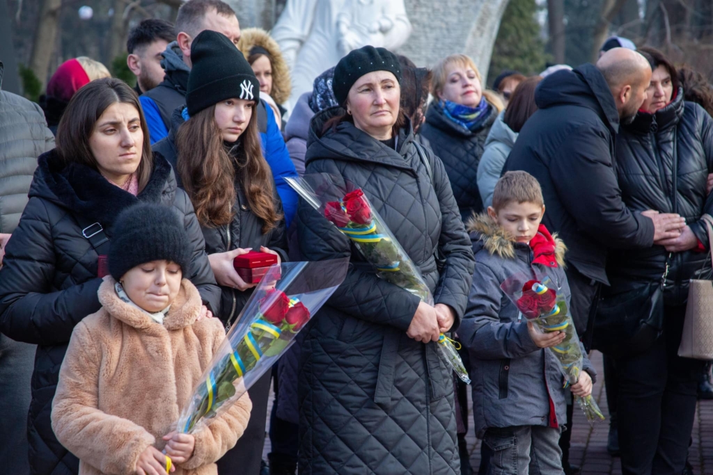 У Меморіальному сквері вручили нагороди полеглих їхні сім'ям