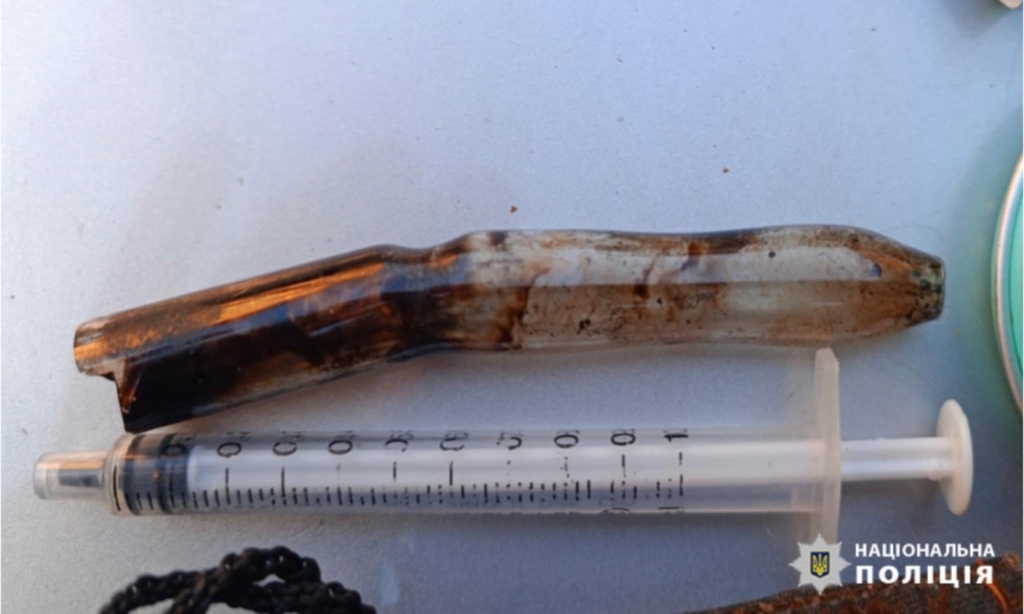 У Франківську затримали двох чоловіків з наркотиками 1