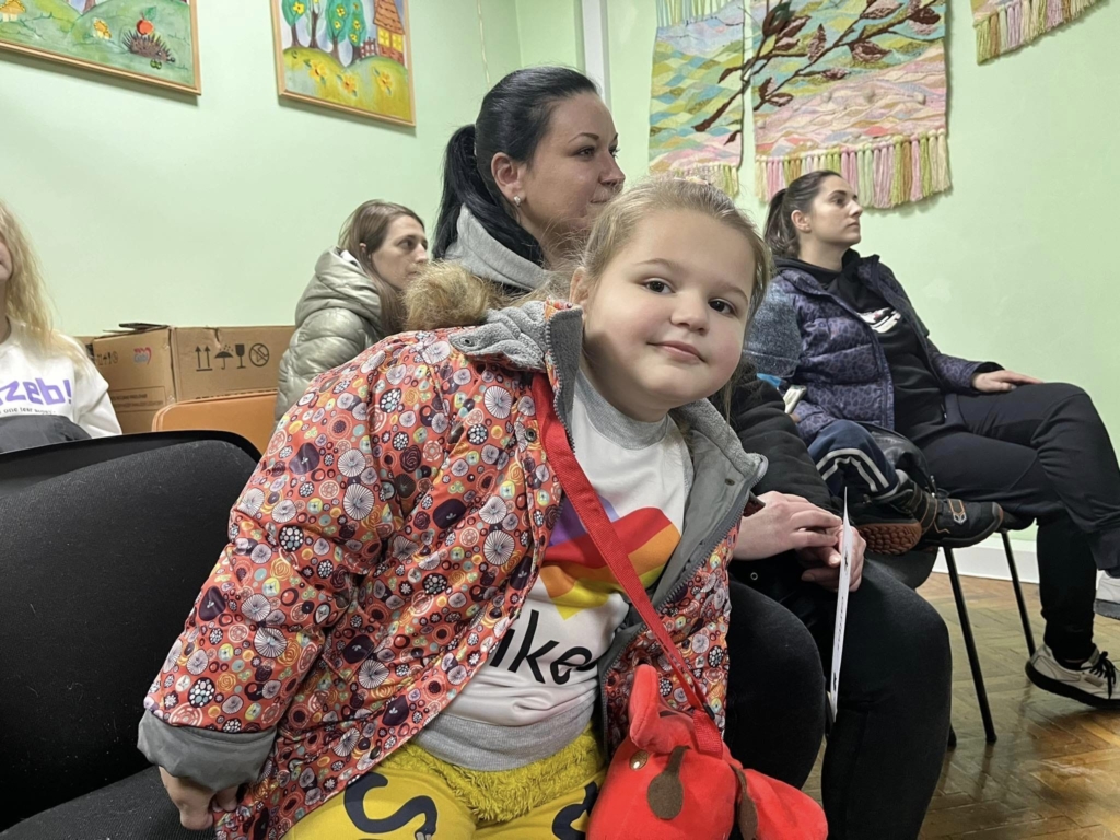 Франківський Карітас надав грошову допомогу дітям з порушенням опорно-рухового апарату 2
