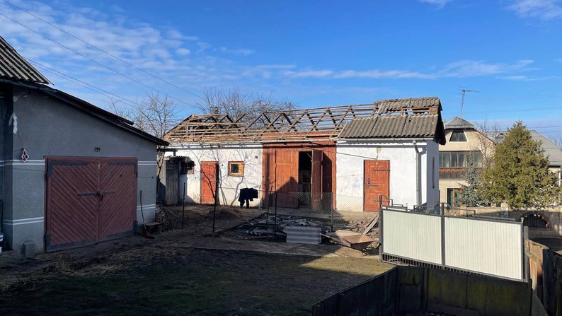Уламок збитої російської ракети пошкодив будинки на Прикарпатті