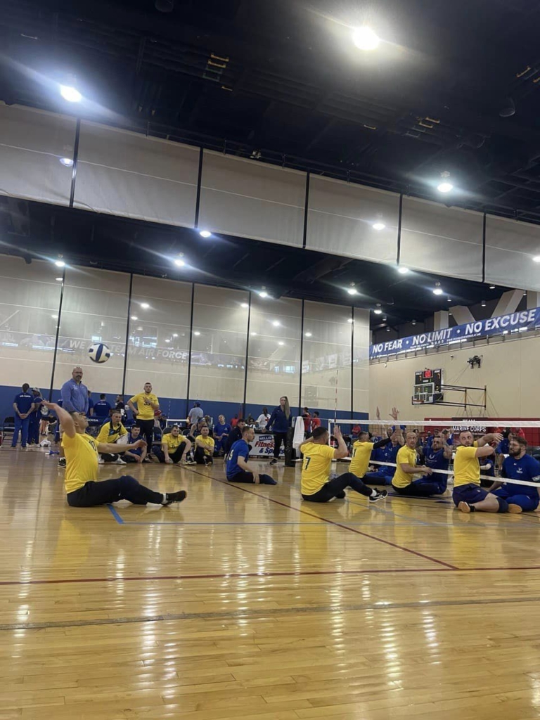 Українські ветерани з франківцем у команді посіли перше місце на змаганнях з волейболу в США 1