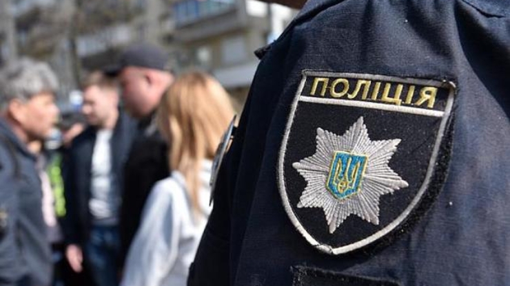 Патрульні склали протоколи на трьох франківців через неправдиві виклики
