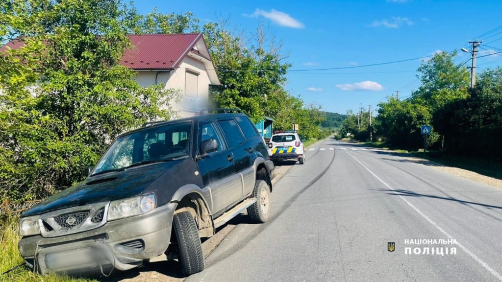 На Прикарпатті у ДТП постраждало четверо людей, серед них - підлітки 2