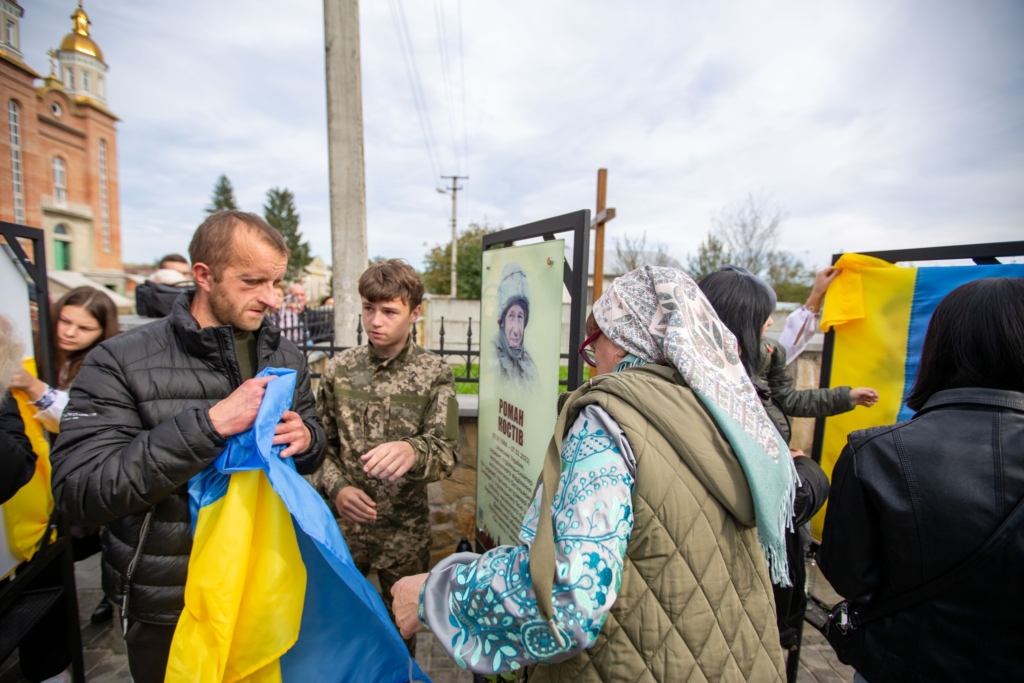 У селі Підпечери Франківської громади відкрили Меморіал героїв 1