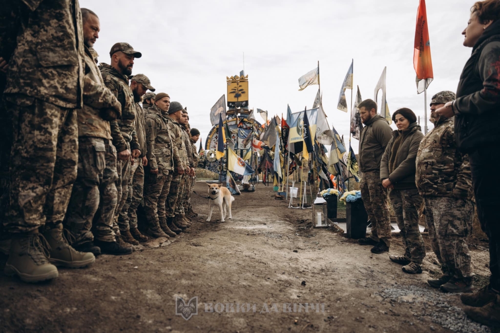 На Донеччині відкрили пам'ятну стелу легендарному командиру з Прикарпаття Дмитру Коцюбайлу 1