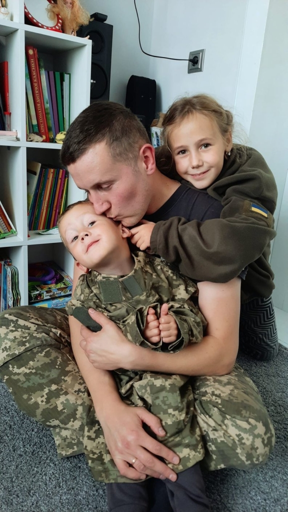 Колишнього війта Котиківки, а тепер замкомбата 21 ОМБр Івана Вережака відзначили "Хрестом ракетних військ і артилерії" 1