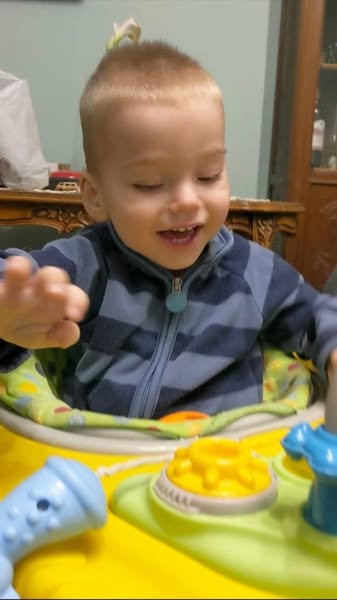 У Франківську шукають родину для півторарічного хлопчика 1