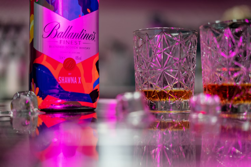 Поради зберігання і подачі віскі Ballantine’s