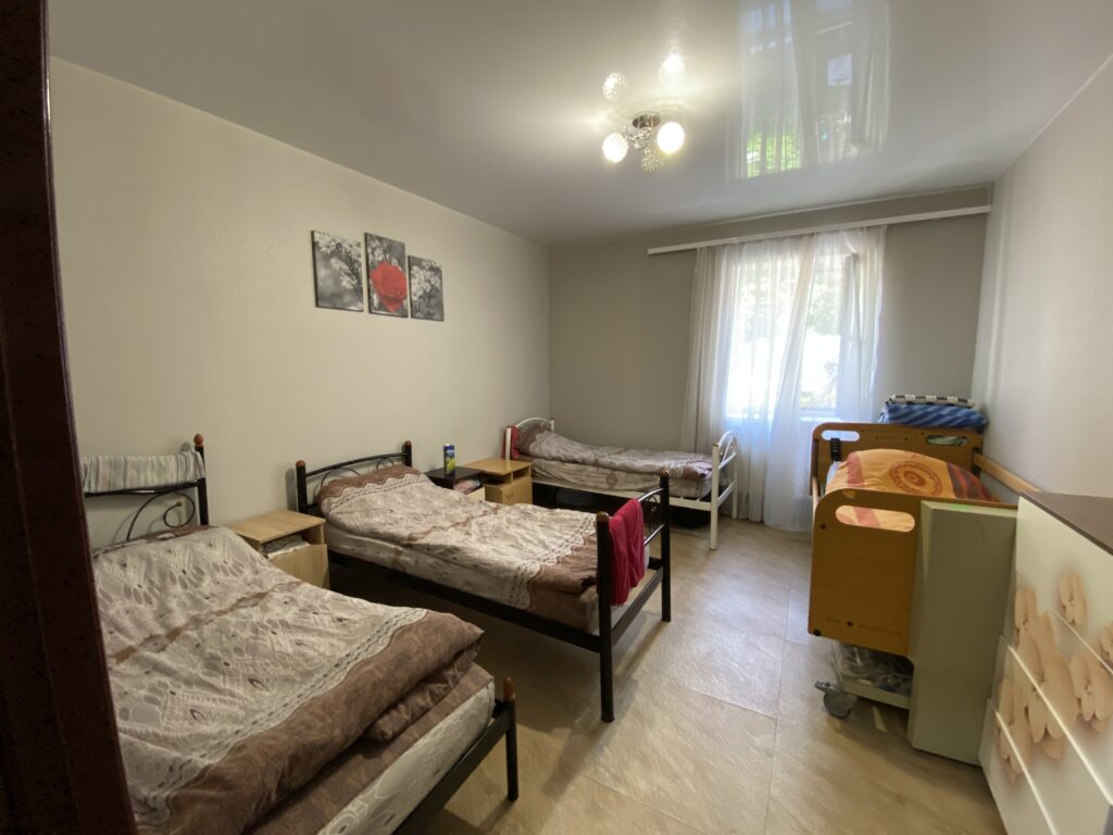 Дім престарілих у Харкові - Забота