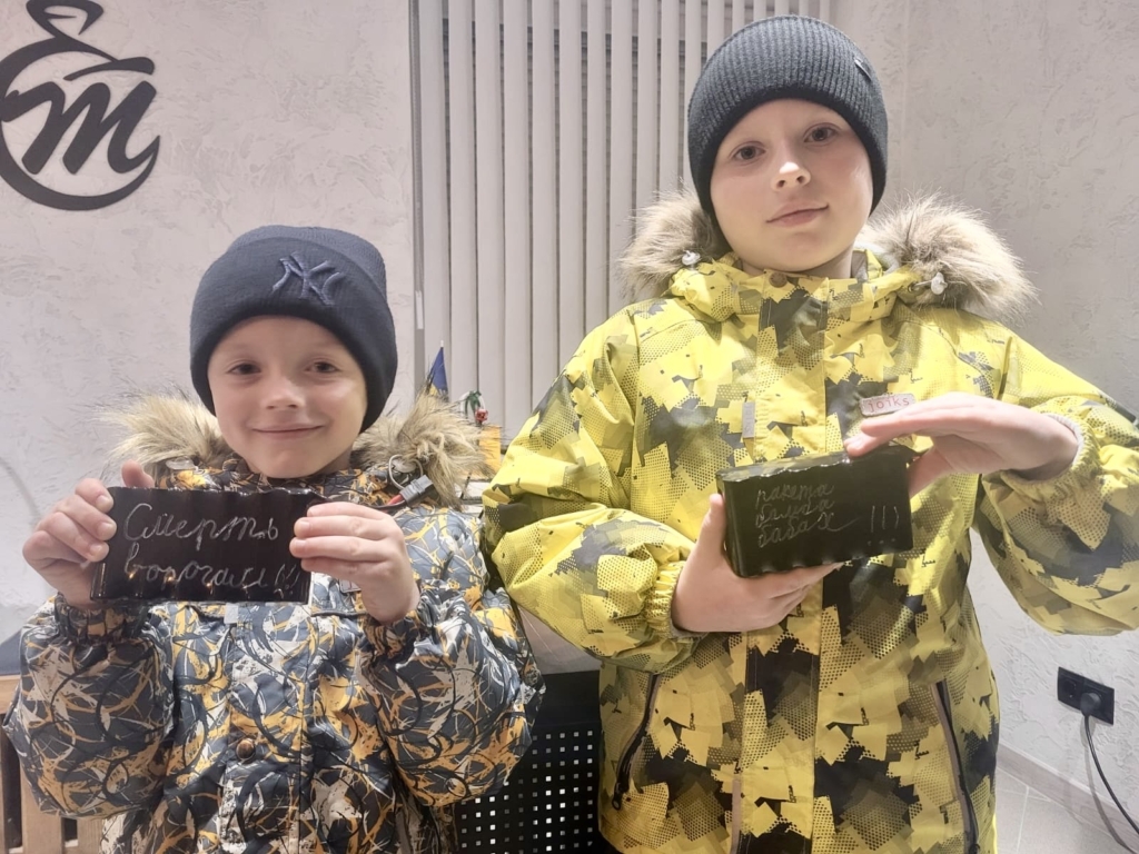 Двоє братиків зібрали гроші на дрони для 10 ОГШБр