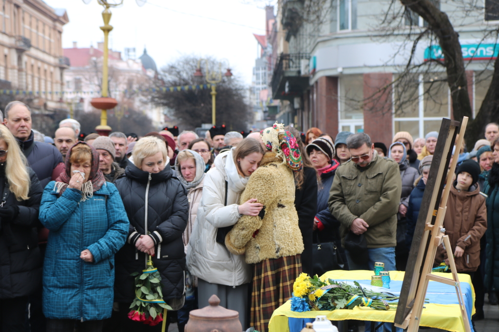 Франківці прийшли попрощатися з Русланом Ганущаком 