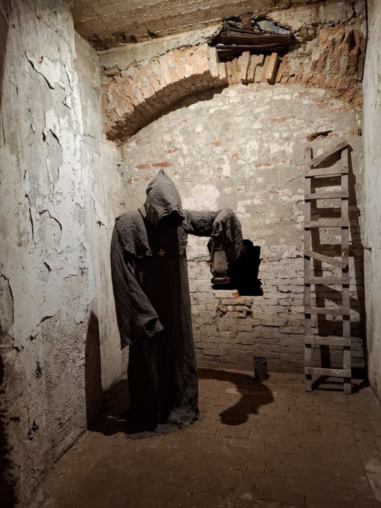 У Франківську презентували новий туристичний маршрут - підземелля ратуші