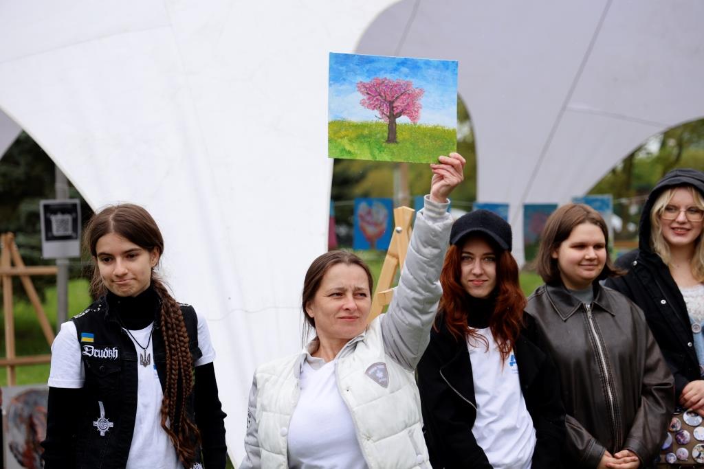 В ОКЛ відбувся благодійний аукціон