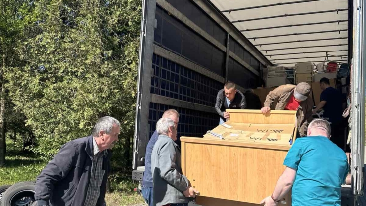 Рожнятівська багатопрофільна лікарня отримала гуманітарну допомогу від благодійників