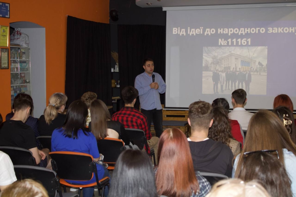 ВПО — почуті: у Франківську обговорили компенсації за зруйноване житло