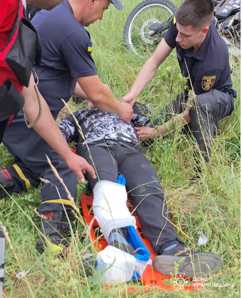 На Прикарпатті травмувався мотоцикліст 1