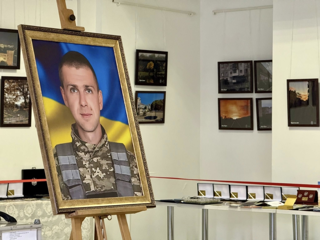 У Калуші відбулася виставка монет батька загиблого захисника 5