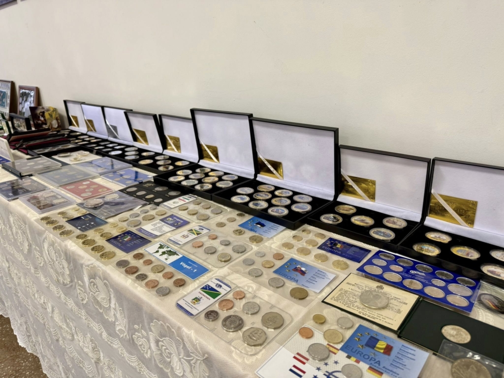 У Калуші відбулася виставка монет батька загиблого захисника 2