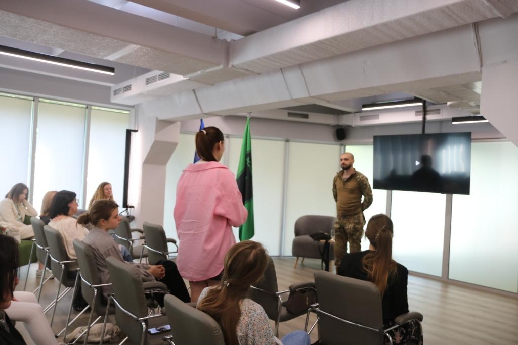 Хартієць Тічер розповів про свій найбільший штурм, який тривав 17 годин 1