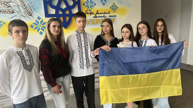 Франківські школярі купили дрон для військових