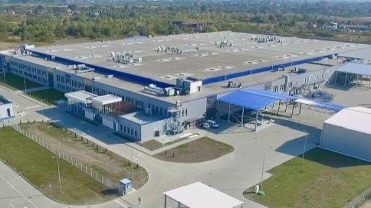 У Коломиї через різкий запах на заводі Leoni перевірили якість повіря