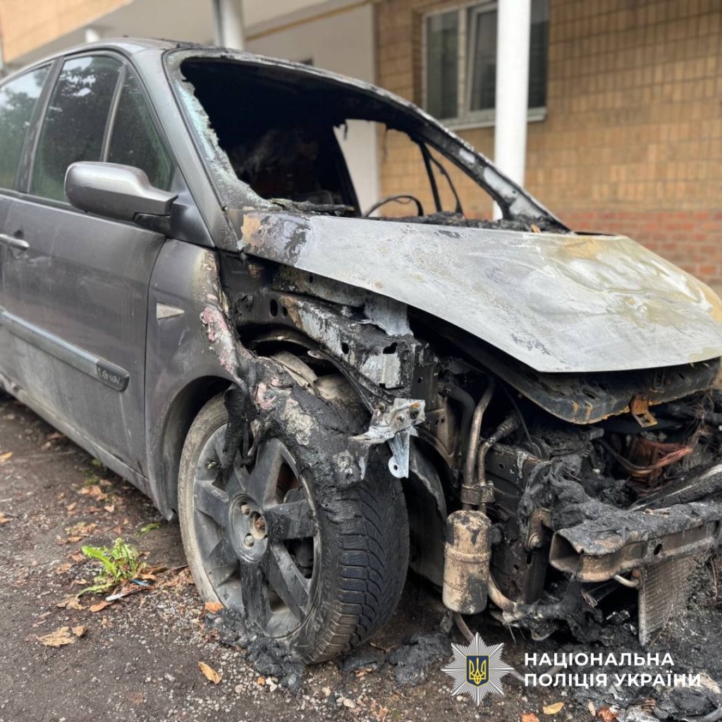 Поліцейські затримали 23-річного франківця, який палив авто на замовлення спецслужб рф 1