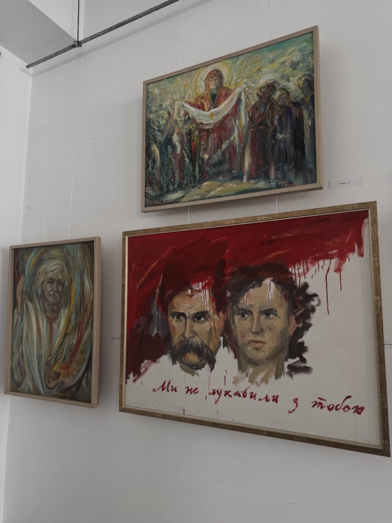 Дух козацтва і свободи: у Франківську відкрили другу виставку Богдана Бринського 1
