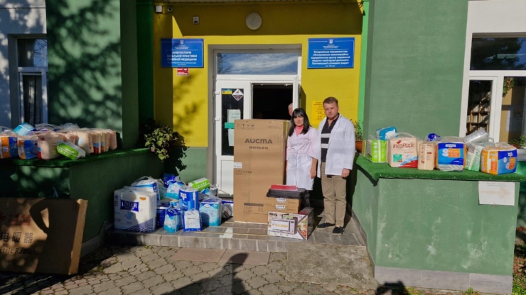 На Прикарпатті соццентр та два медзаклади отримали гуманітарну допомогу