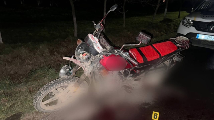 На Косівщині мотоцикліст збив пішохода