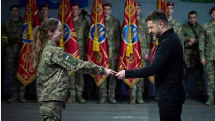 Захисницю з Рогатина Вікторію Савків нагородили орденом «За мужність»