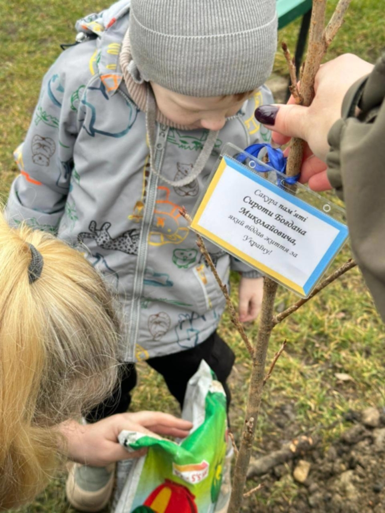 Команда з Пістиня здобула гран-прі зльоту учнівських лісництв і витратила виграш на ЗСУ і сакури для Алеї пам'яті 2