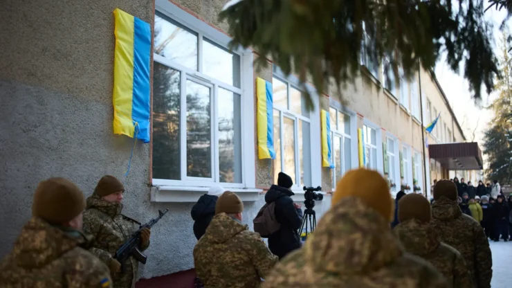 У франківському ліцеї №17 відкрили меморіальні дошки чотирьом захисникам