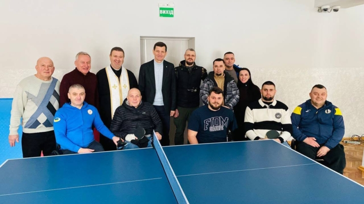 У Франківську відкрили спортивний простір для людей на кріслах колісних