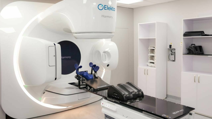 У Прикарпатському онкоцентрі запрацювало обладнання для високоточної променевої терапії