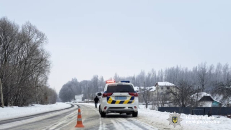 У Вигоді посеред дороги знайшли мертвого чоловіка