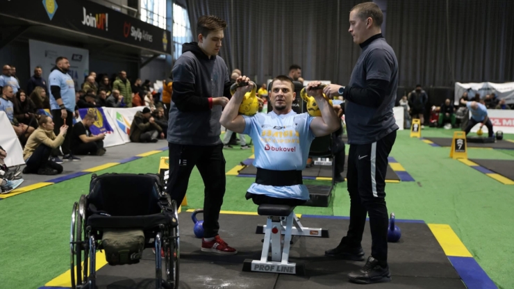 Два ветерани з Прикарпаття здобули медалі на змаганнях у Києві