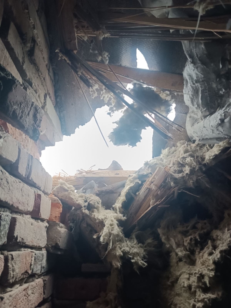 На Прикарпатті внаслідок обстрілу пошкоджено 20 будинків та 6 домогосподарств