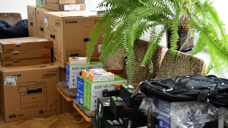 Рогатинська громада отримала від Швеції офісну техніку для старостинських округів