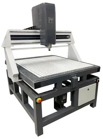 Фрезерні станки ЧПУ: майбутнє автоматизації та новий рівень ефективності від Javelin 1