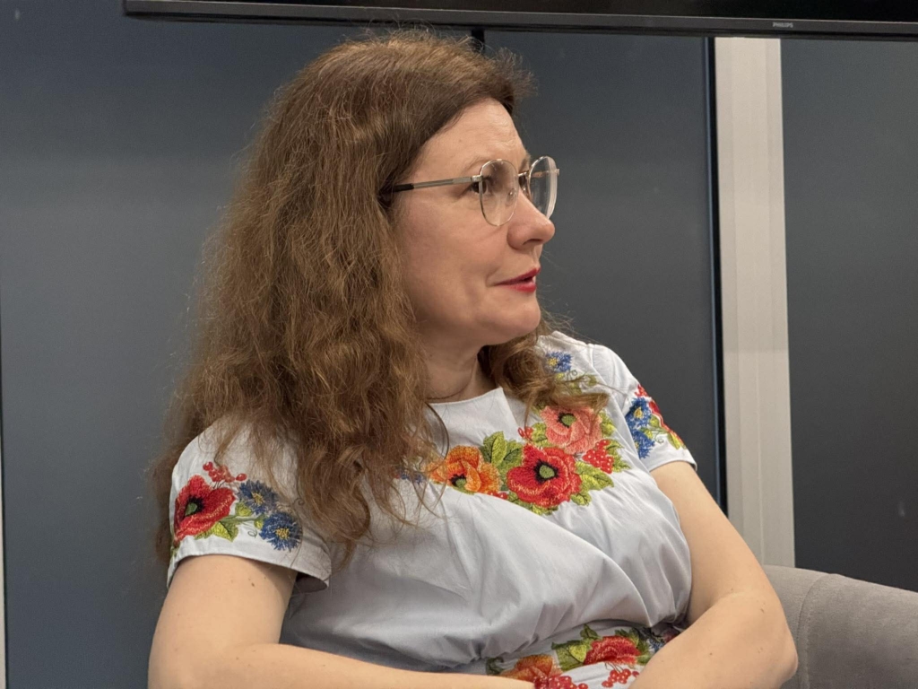 У Франківську презентували артбук "Чекання" про досвід дружин військових 3