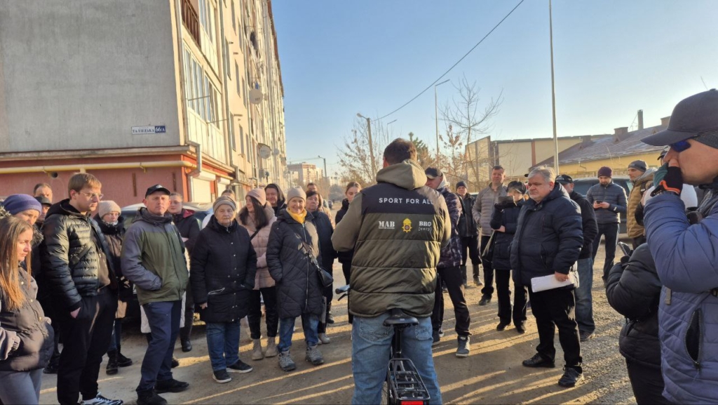Після тиску громади Марцінків пообіцяв скасувати ДПТ забудови дамби у Франківську 1