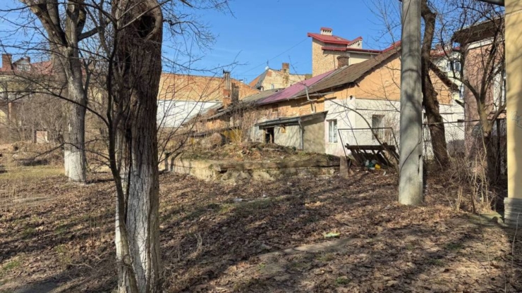 Замість обіцяного дитсадка на Чорновола Марцінків анонсує сквер