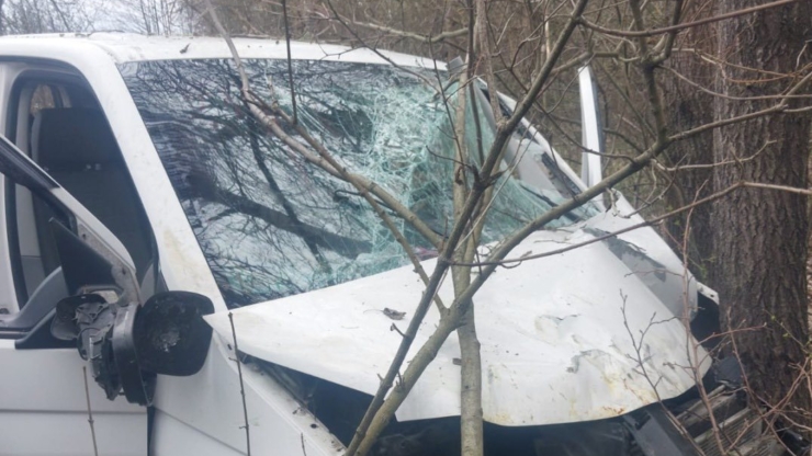 На Коломийщині в ДТП загинув водій Volkswagen, пасажирку госпіталізували