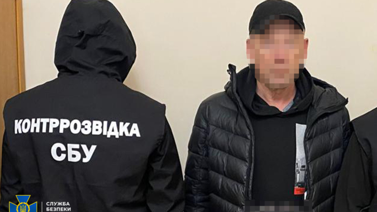 На Прикарпатті затримали чоловіка, який намагався підірвати правоохоронців