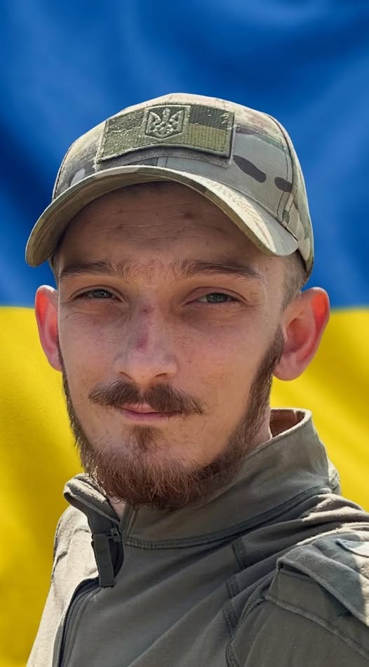 На війні загинув 25-річний захисник з Надвірнянщини Олег Максимів